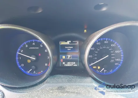 2018 Subaru Outback 2.5I Premium z USA, uszkodzony, nr VIN 4S4BSACCXJ3379048